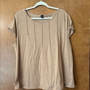 SHEIN Tan Short Sleeve Women's Tee